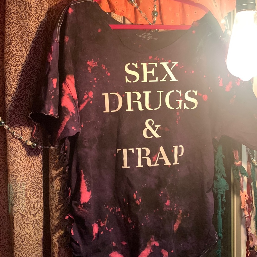 Funny scandalous tshirt. Trap